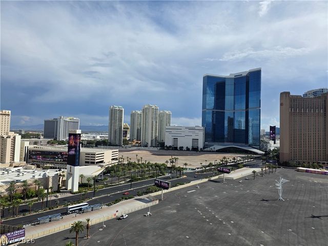 200 West Sahara Avenue 1704, Las Vegas, NV 89102