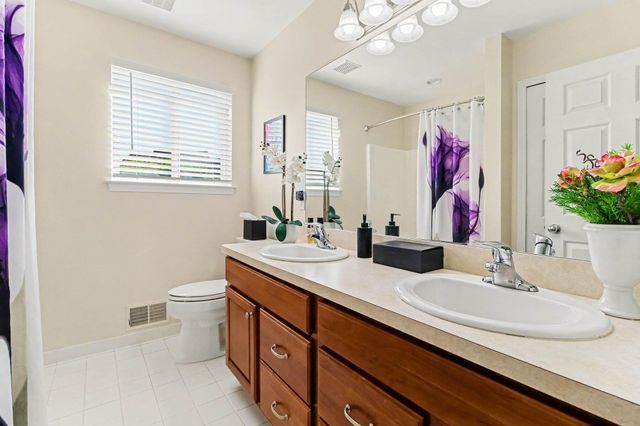 590 Park Lane Road, Chelsea, MI 48118
