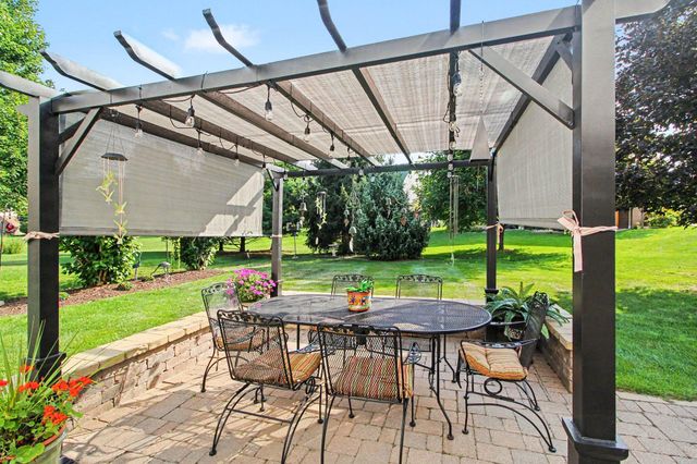590 Park Lane Road, Chelsea, MI 48118
