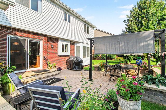 590 Park Lane Road, Chelsea, MI 48118