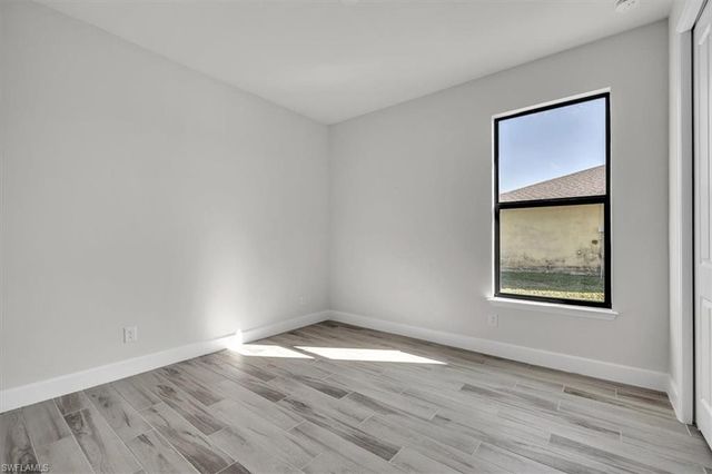 459 NE 2nd PL, Cape Coral, FL 33909