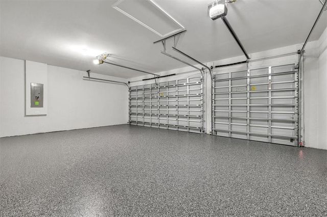 459 NE 2nd PL, Cape Coral, FL 33909