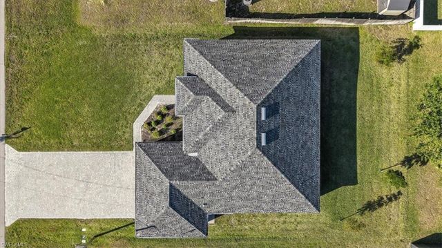 459 NE 2nd PL, Cape Coral, FL 33909