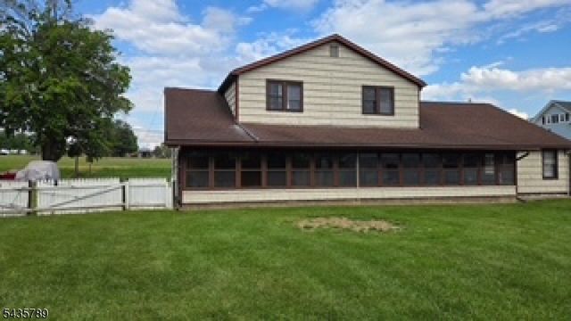1777 Springtown Rd, Alpha Boro, NJ 08865