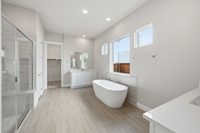 1609 Rolling Heights Lane, Fort Worth, TX 76008