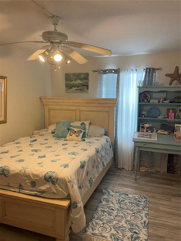 3994 37TH STREET S 9, St Petersburg, FL 33711