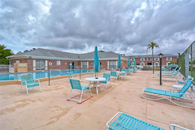 3994 37TH STREET S 9, St Petersburg, FL 33711