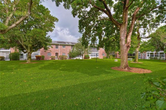 3994 37TH STREET S 9, St Petersburg, FL 33711