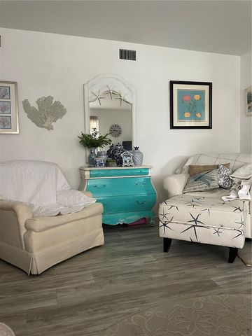 3994 37TH STREET S 9, St Petersburg, FL 33711