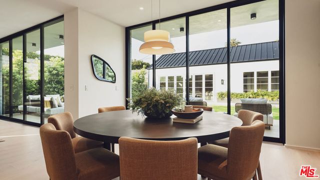 3640 S Barrington Avenue, Los Angeles, CA 90066