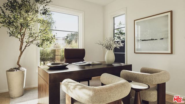 3640 S Barrington Avenue, Los Angeles, CA 90066