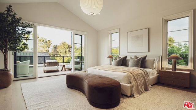 3640 S Barrington Avenue, Los Angeles, CA 90066