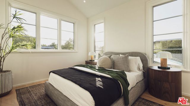 3640 S Barrington Avenue, Los Angeles, CA 90066