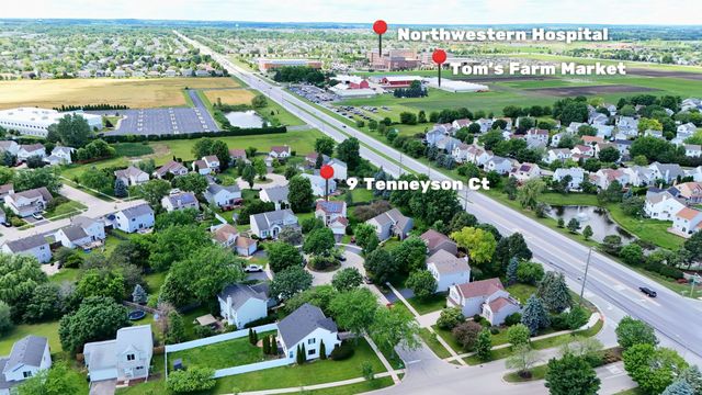 9 Tenneyson Court, Lake In The Hills, IL 60156