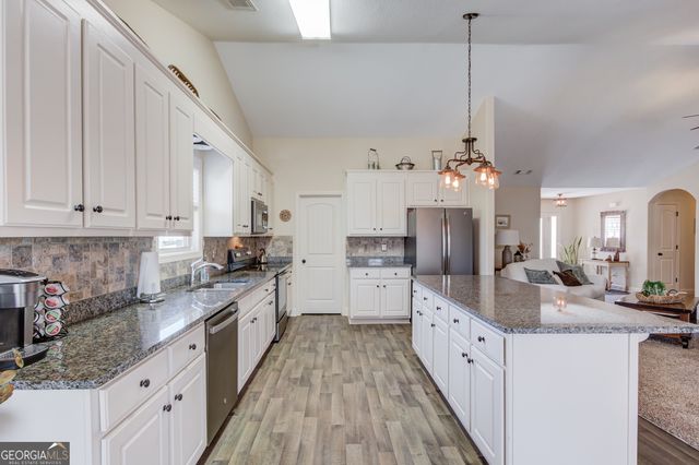 123 Briar Rose Boulevard, Jefferson, GA 30549