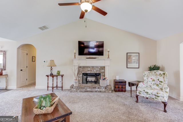 123 Briar Rose Boulevard, Jefferson, GA 30549