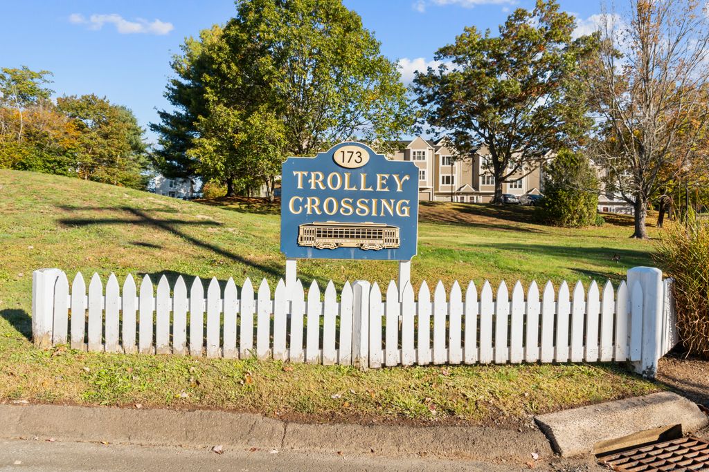 173 Russo Avenue 609, East Haven, CT 06513