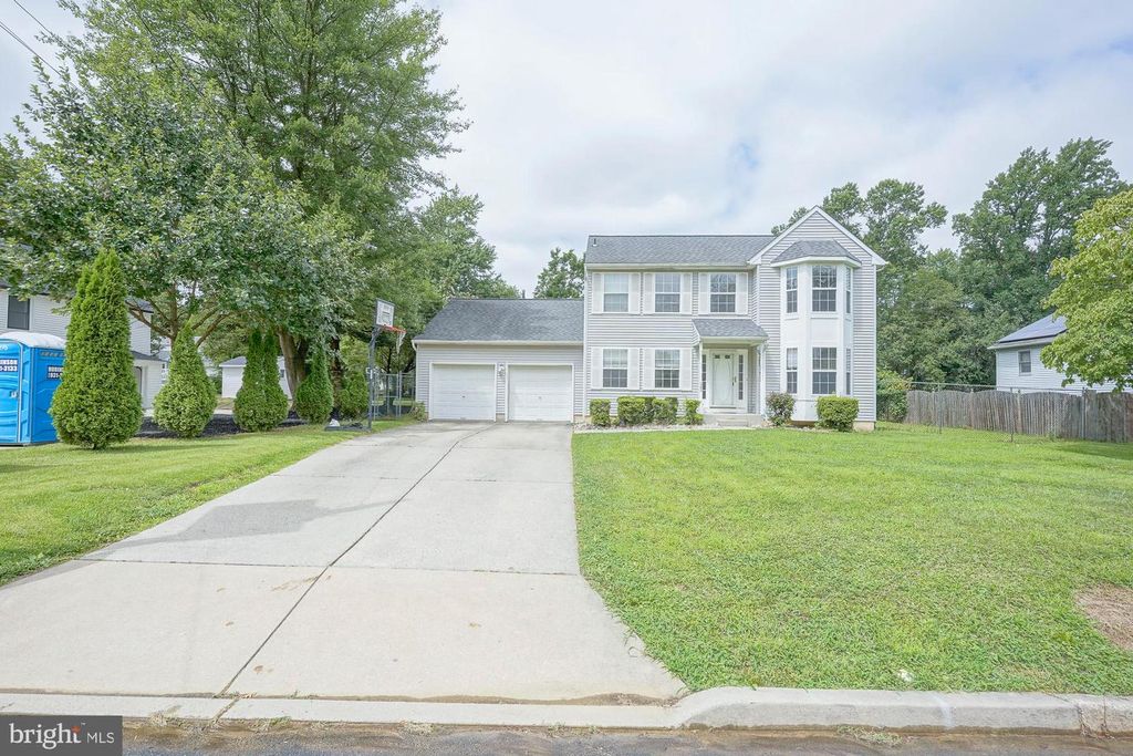 343 OAK AVE, CHERRY HILL, NJ 08002 — exterior