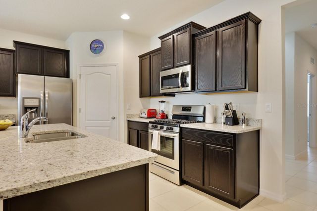 5265 OAKBOURNE AVENUE, Davenport, FL 33837