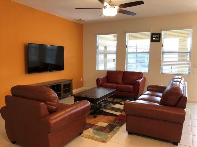 5265 OAKBOURNE AVENUE, Davenport, FL 33837