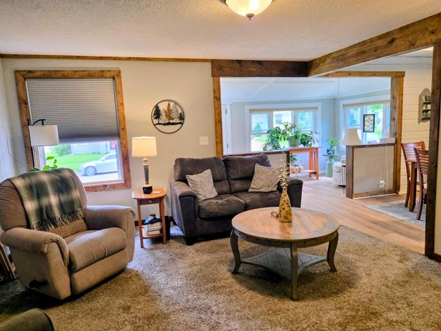 1326 Gartland Avenue, Janesville, WI 53548