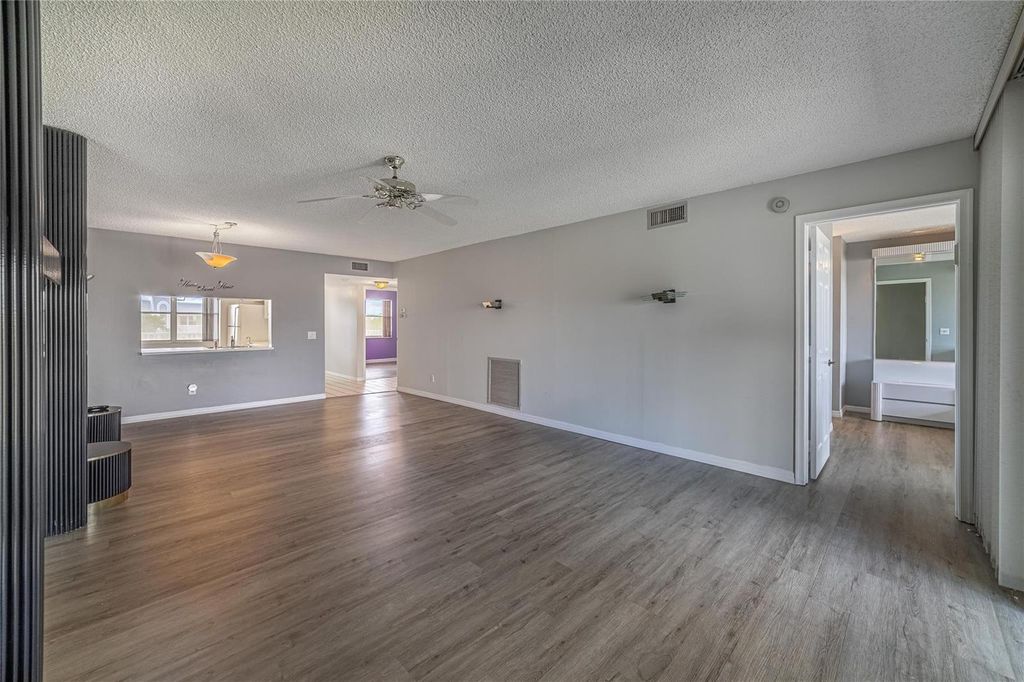 10315 NW 24th Place 407, Sunrise, FL 33322