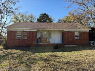 36 Meadow Wood Lane, Van Buren, AR 72956