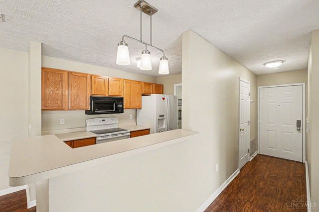8517 Breezewood Court, West Chester, OH 45069