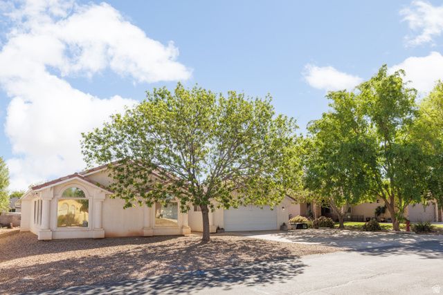 2989 S BUTTONBUSH CIR, St. George, UT 84790