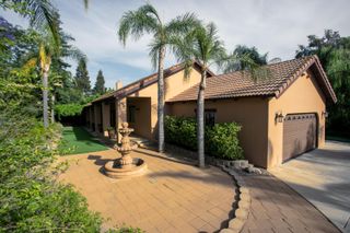 915 S Strathmore Avenue I, Lindsay, CA 93247