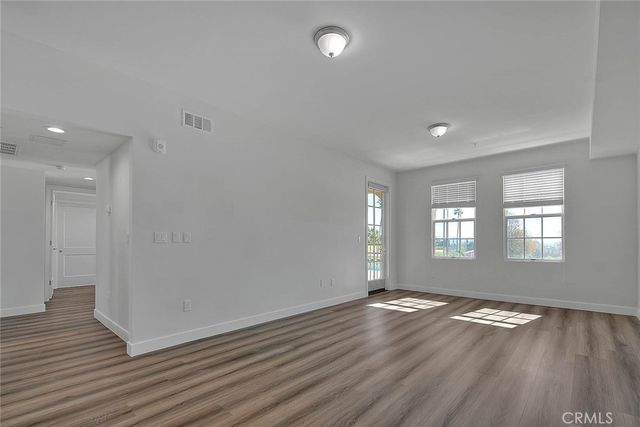 501 W Foothill Boulevard 203, Claremont, CA 91711
