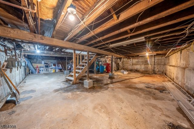 6 Oswald Pl, Union Twp., NJ 07088