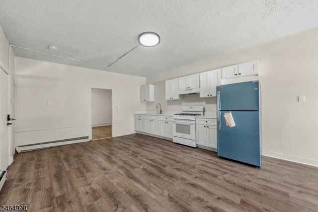6 Oswald Pl, Union Twp., NJ 07088