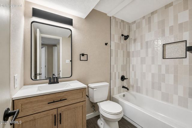 4453 E PUEBLO Avenue, Phoenix, AZ 85040