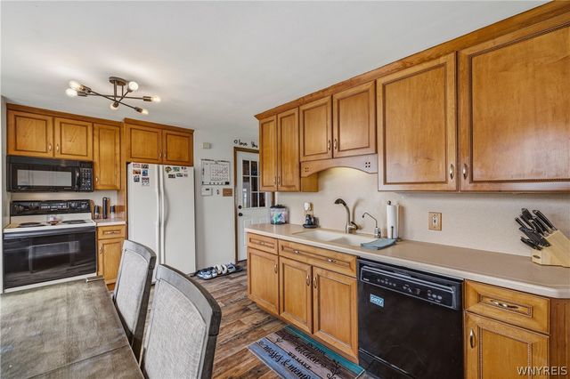 59 Bellinger Drive, Tonawanda, NY 14150