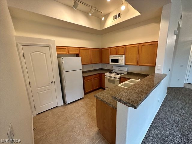 3354 Indian Shadow Street 203, Las Vegas, NV 89129