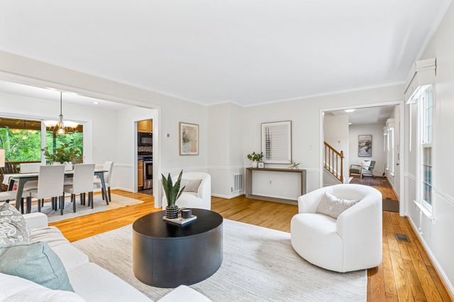 12400 TRIPLE CROWN RD, Gaithersburg, MD 20878