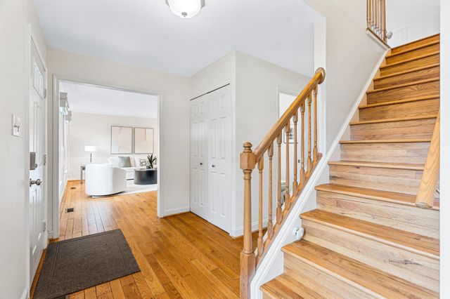 12400 TRIPLE CROWN RD, Gaithersburg, MD 20878