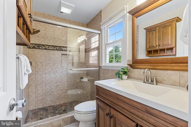 12400 TRIPLE CROWN RD, Gaithersburg, MD 20878