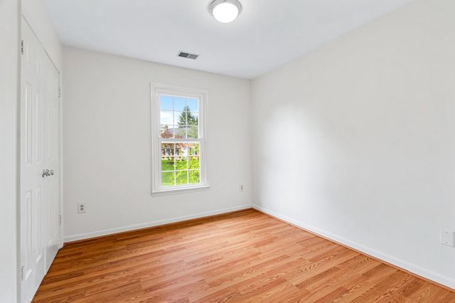 12400 TRIPLE CROWN RD, Gaithersburg, MD 20878