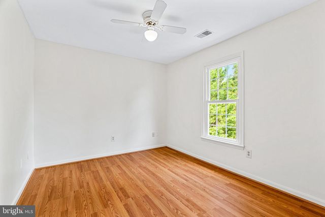 12400 TRIPLE CROWN RD, Gaithersburg, MD 20878