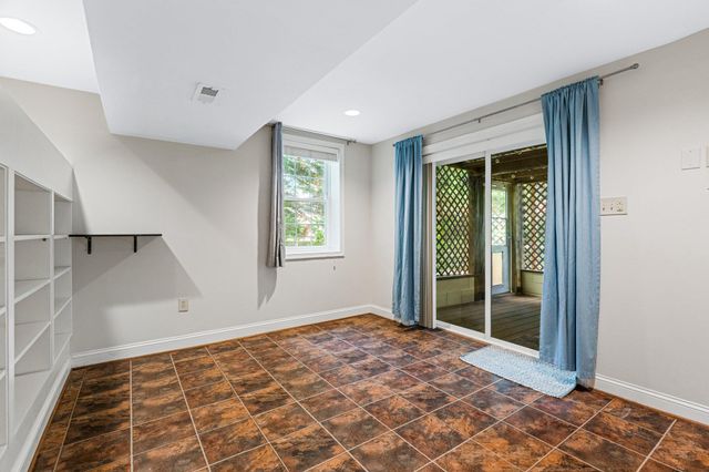 12400 TRIPLE CROWN RD, Gaithersburg, MD 20878