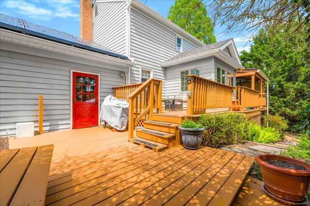 12400 TRIPLE CROWN RD, Gaithersburg, MD 20878
