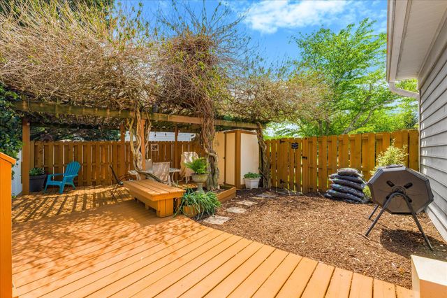 12400 TRIPLE CROWN RD, Gaithersburg, MD 20878