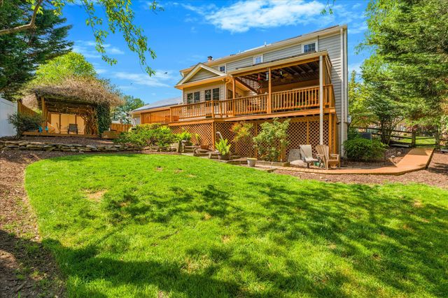 12400 TRIPLE CROWN RD, Gaithersburg, MD 20878