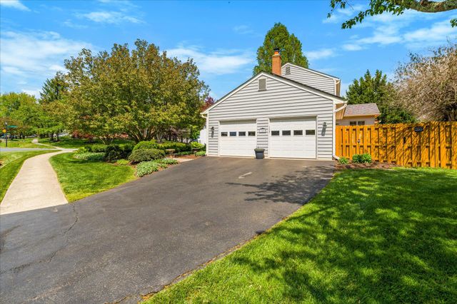 12400 TRIPLE CROWN RD, Gaithersburg, MD 20878