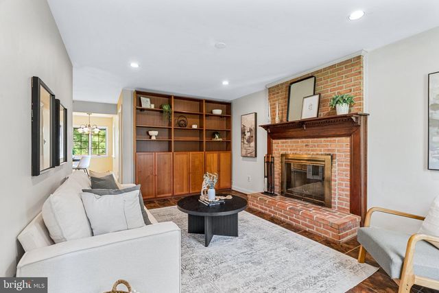 12400 TRIPLE CROWN RD, Gaithersburg, MD 20878