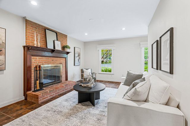 12400 TRIPLE CROWN RD, Gaithersburg, MD 20878