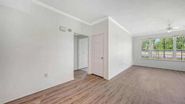 5501 ROSEHILL ROAD 105, Sarasota, FL 34233