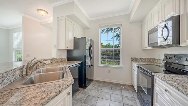 5501 ROSEHILL ROAD 105, Sarasota, FL 34233